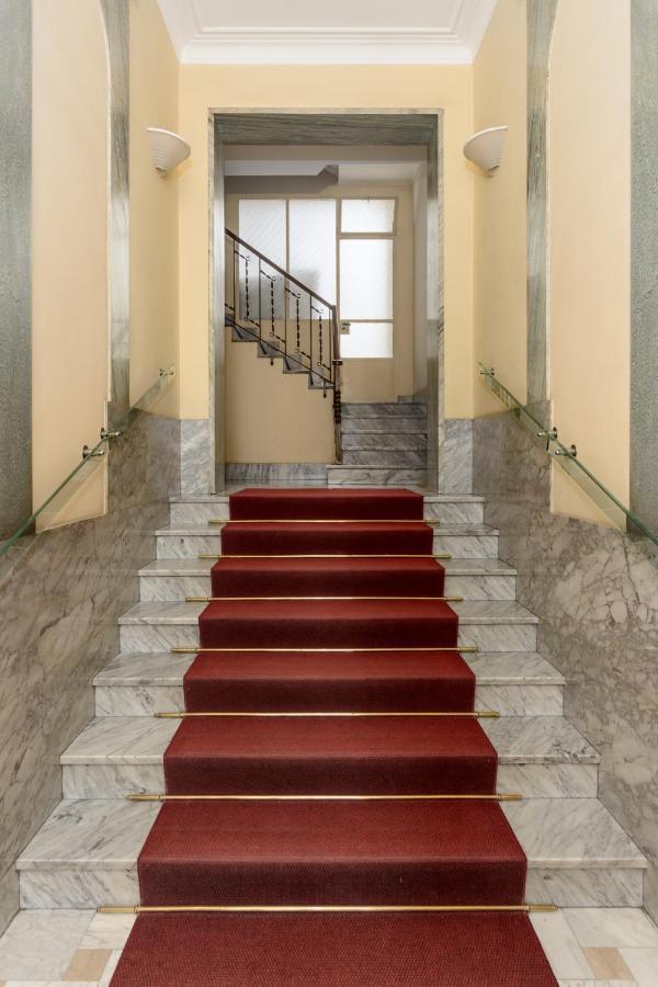 Centro Torino Elegante E Moderno Bilocale Apartment ภายนอก รูปภาพ